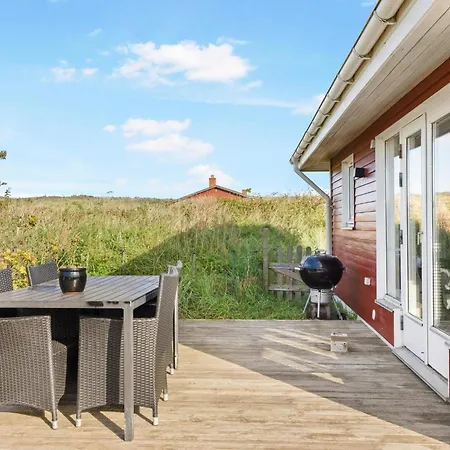 5 Star In Лёккен